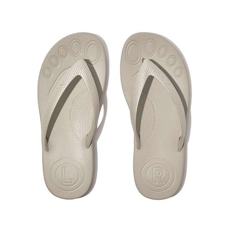 FitFlop Iqushion Junior Shimmer Ergonomic Kids' Flip Flops Silver | 736EBCQPW